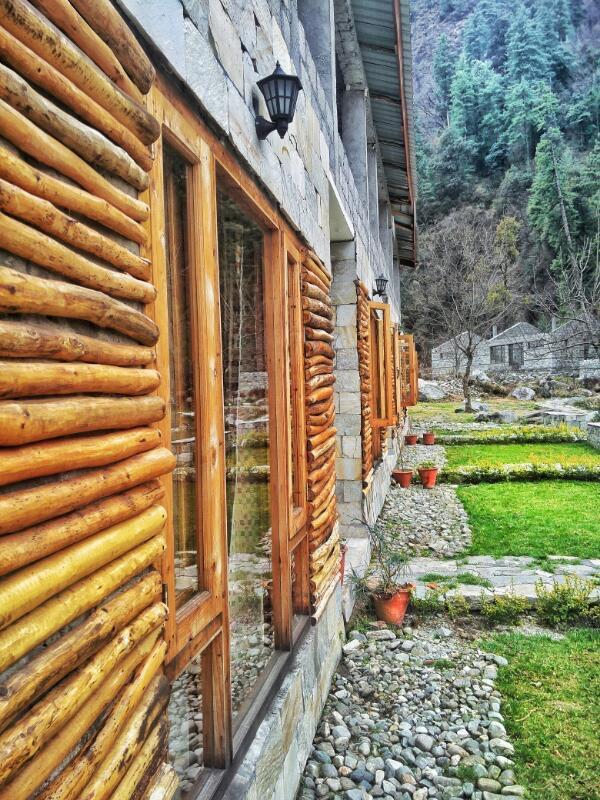 Tirthan Anglers' Retreat Banjār Kültér fotó