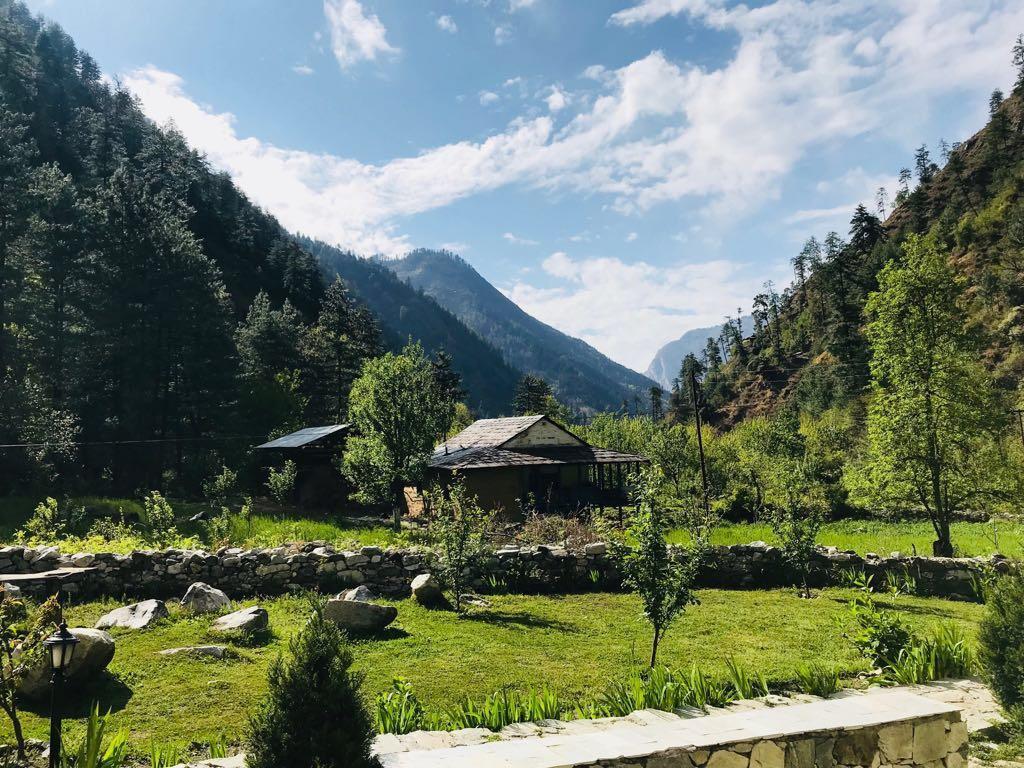 Tirthan Anglers' Retreat Banjār Kültér fotó